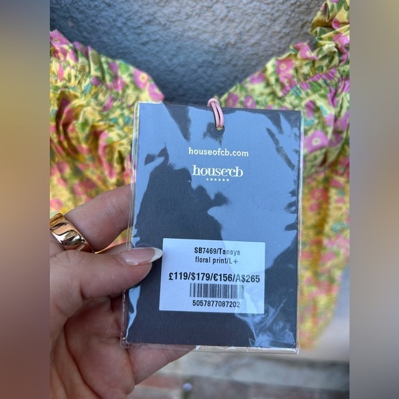 House of CB Tanaya Vintage Floral Puff Sleeve Mini Dress New with Tags! - Picture 5 of 8